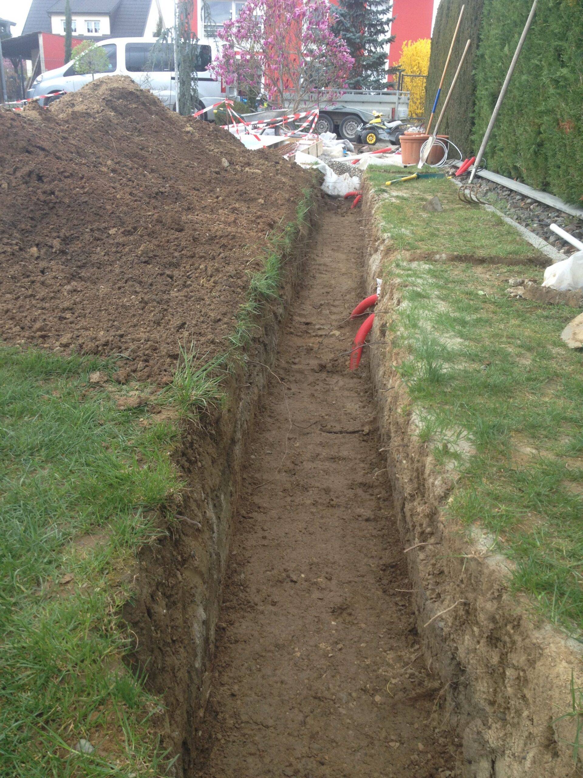 Entreprise de terrassement avant la pose de terrasse et de gazon dans le Haut-Rhin Wittenheim 1