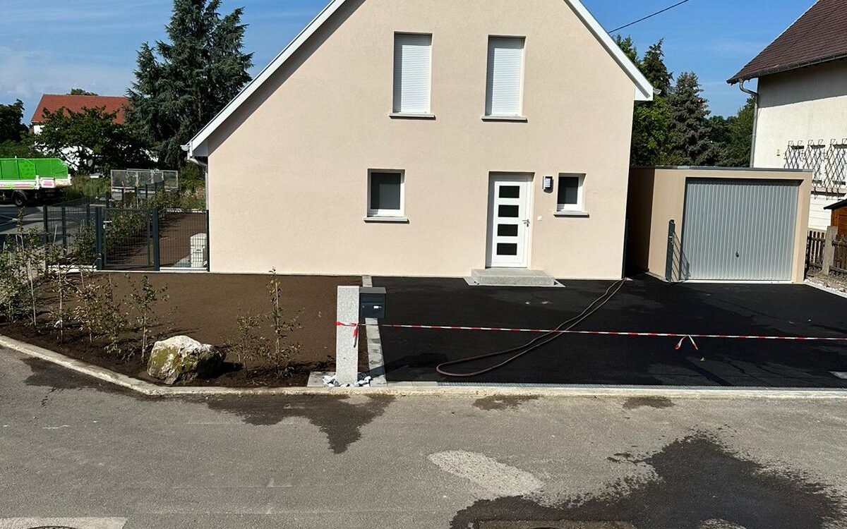 0002480E 295B 46B5 ABF2 2D5A3FAC93E2 1200X750 | Jardins verts 68 Aménagement extérieur maison neuve Ensisheim Illzach